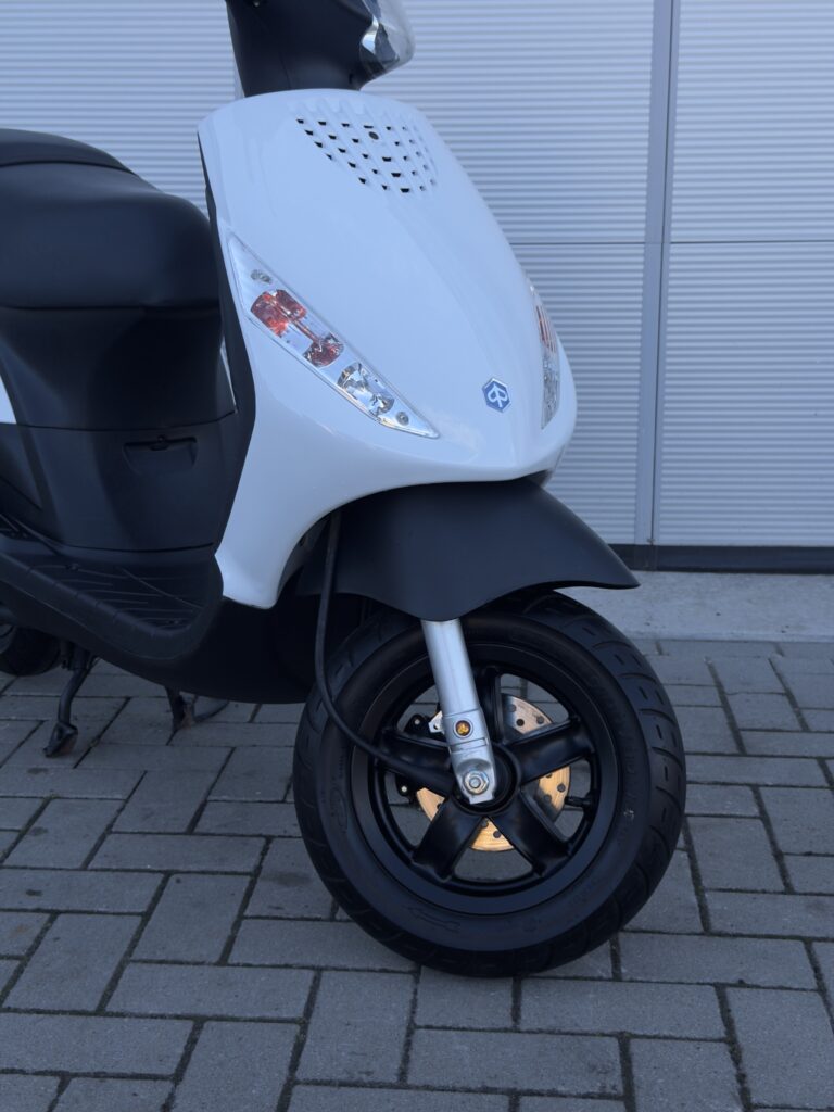 Piaggio Zip 2000 2T | 1541KM | NIEUWSTAAT