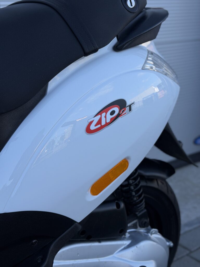 Piaggio Zip 2000 2T | 1541KM | NIEUWSTAAT