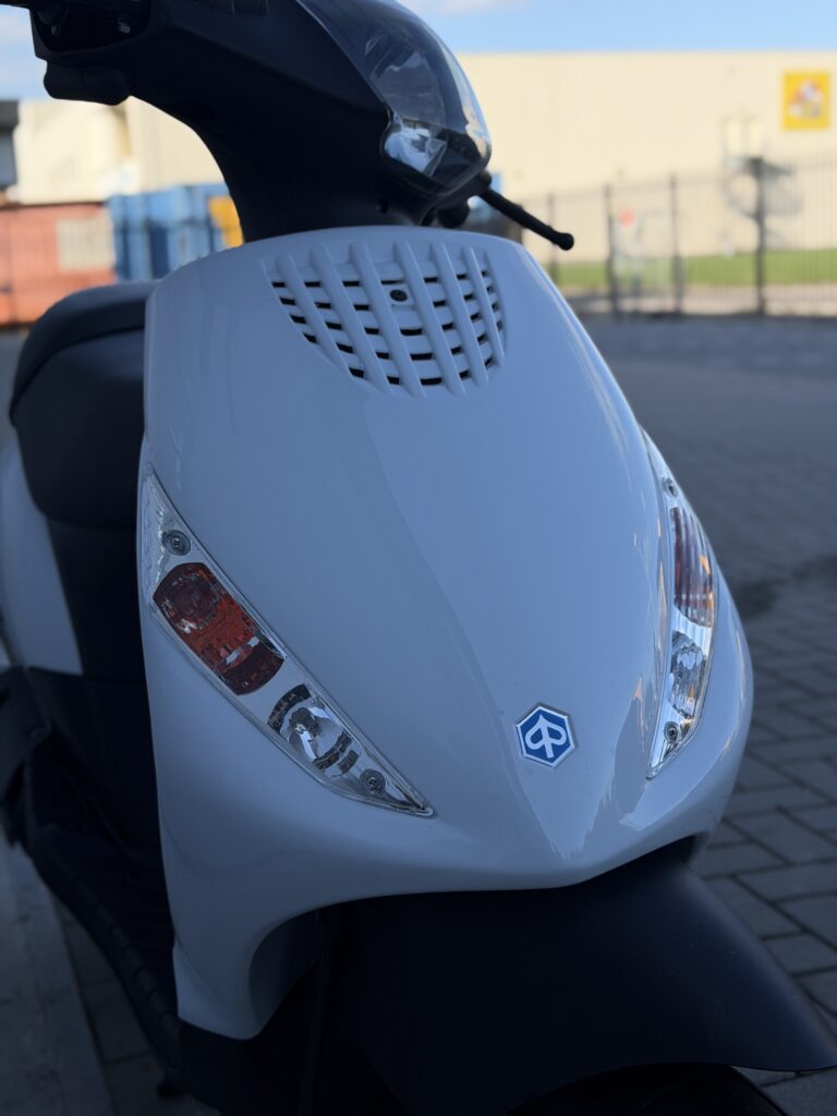 Piaggio Zip 2000 2T | 1541KM | NIEUWSTAAT